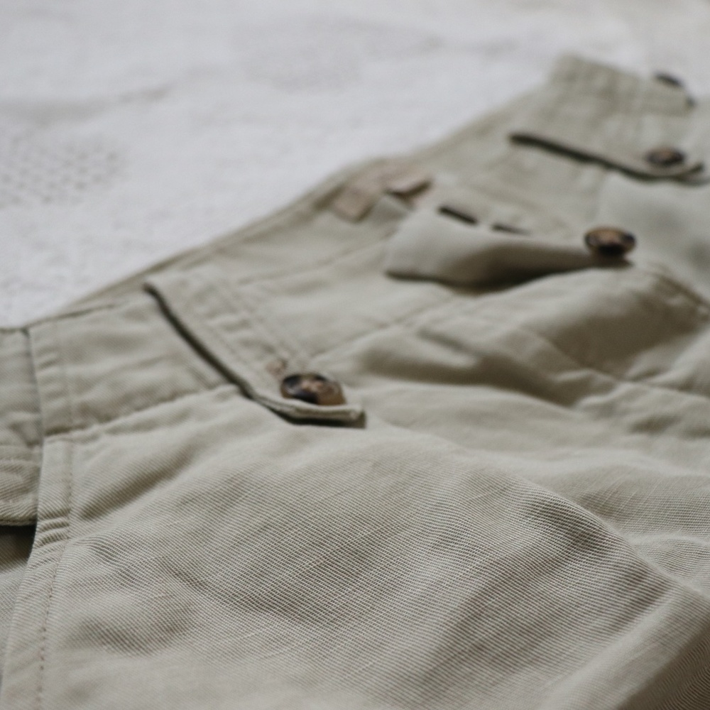 SOLD Vintage Burberry Mid Length Shorts - Picture 3 of 8
